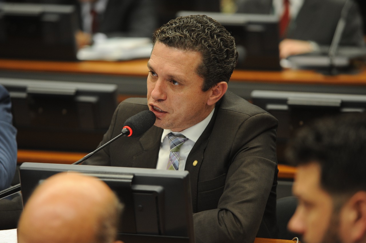 Sertão Baiano - Deputado apresenta Projeto de Lei Cristiano Araújo