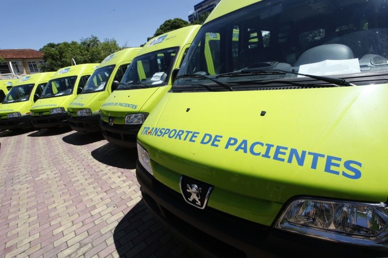 Por intervenção de Pinato, 5 municípios irão receber novas vans para transporte de pacientes
