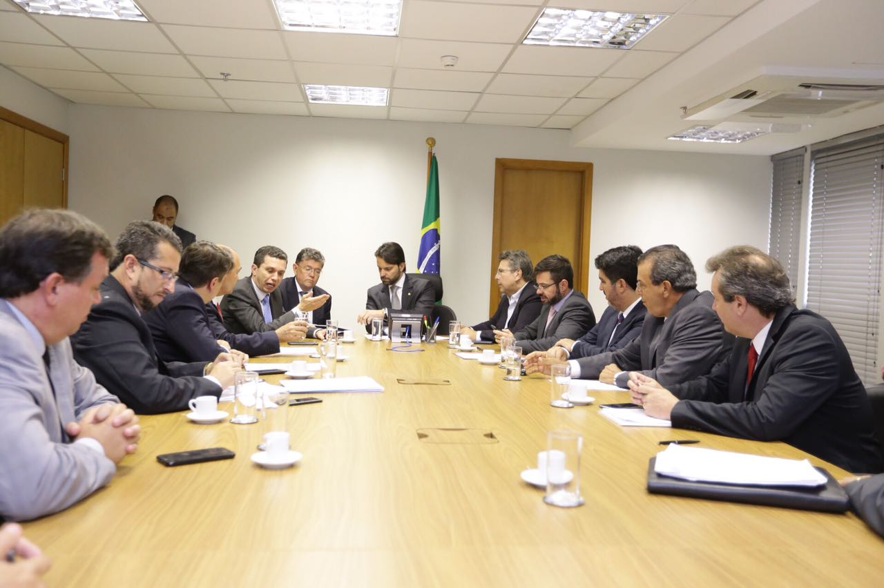 Pinato leva prefeitos para acelerar projetos e recursos no Ministério das Cidades