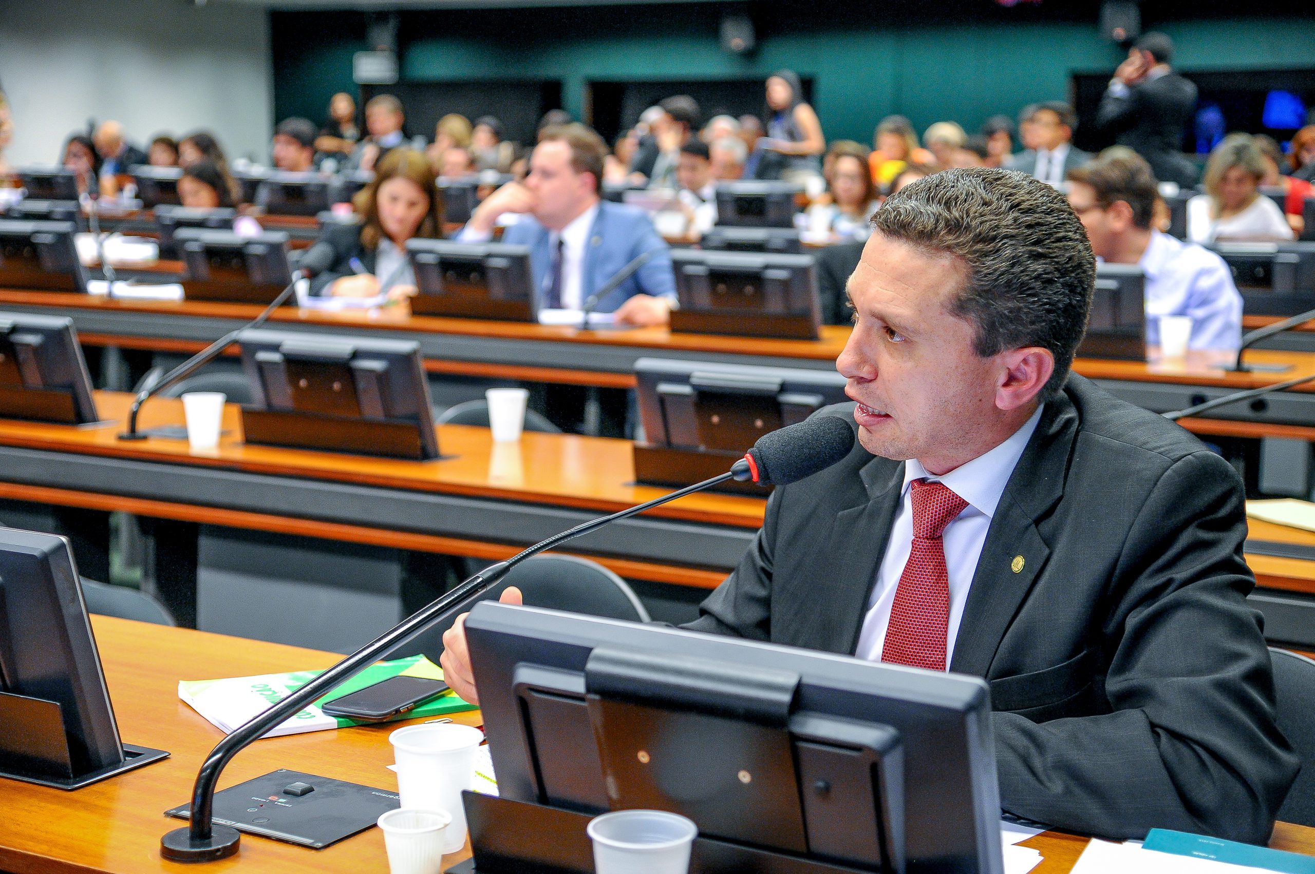 Fausto Pinato pede ao TSE que convide MERCOSUL, OEA, ONU, UNASUL e União Europeia para atuar como observadores das eleições